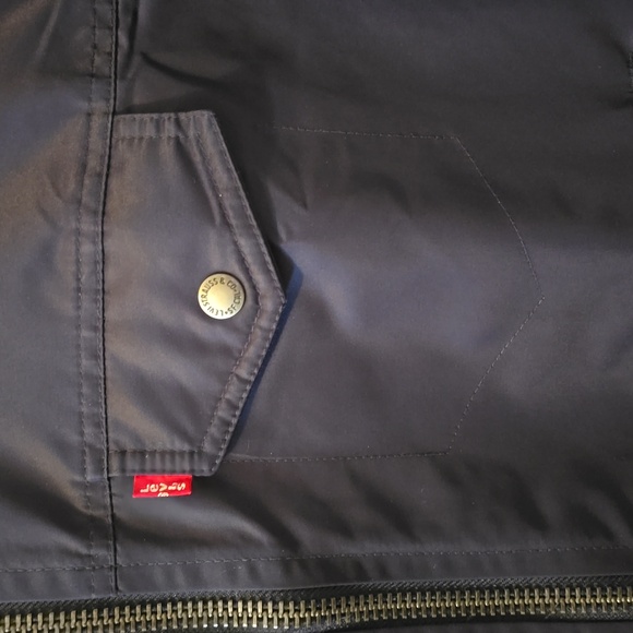 LEVIS BRAND MEN'S NAVY BLUE NYLON FRONT ZIPPERED JACKET SIZE XL - Picture 4 of 16